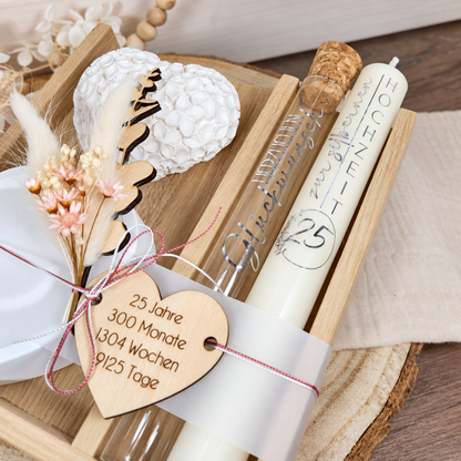 Kerzenset zur Silberhochzeit – optional mit personalisiertem Holzherz