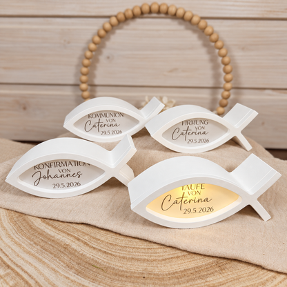Personalisierter Fisch aus Gießkeramik mit Ballonlicht – Kommunion, Konfirmation & Taufe