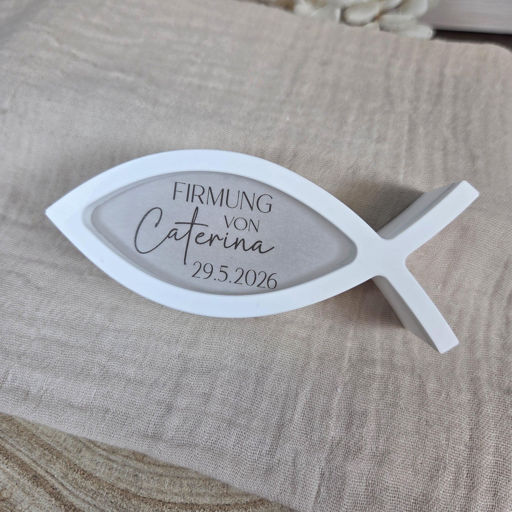 Tischdekoration Gastgeschenk Fisch 2 zu Kommunion Konfirmation Taufe Firmung | Ballonlicht | personalisierbar mit Name und Datum