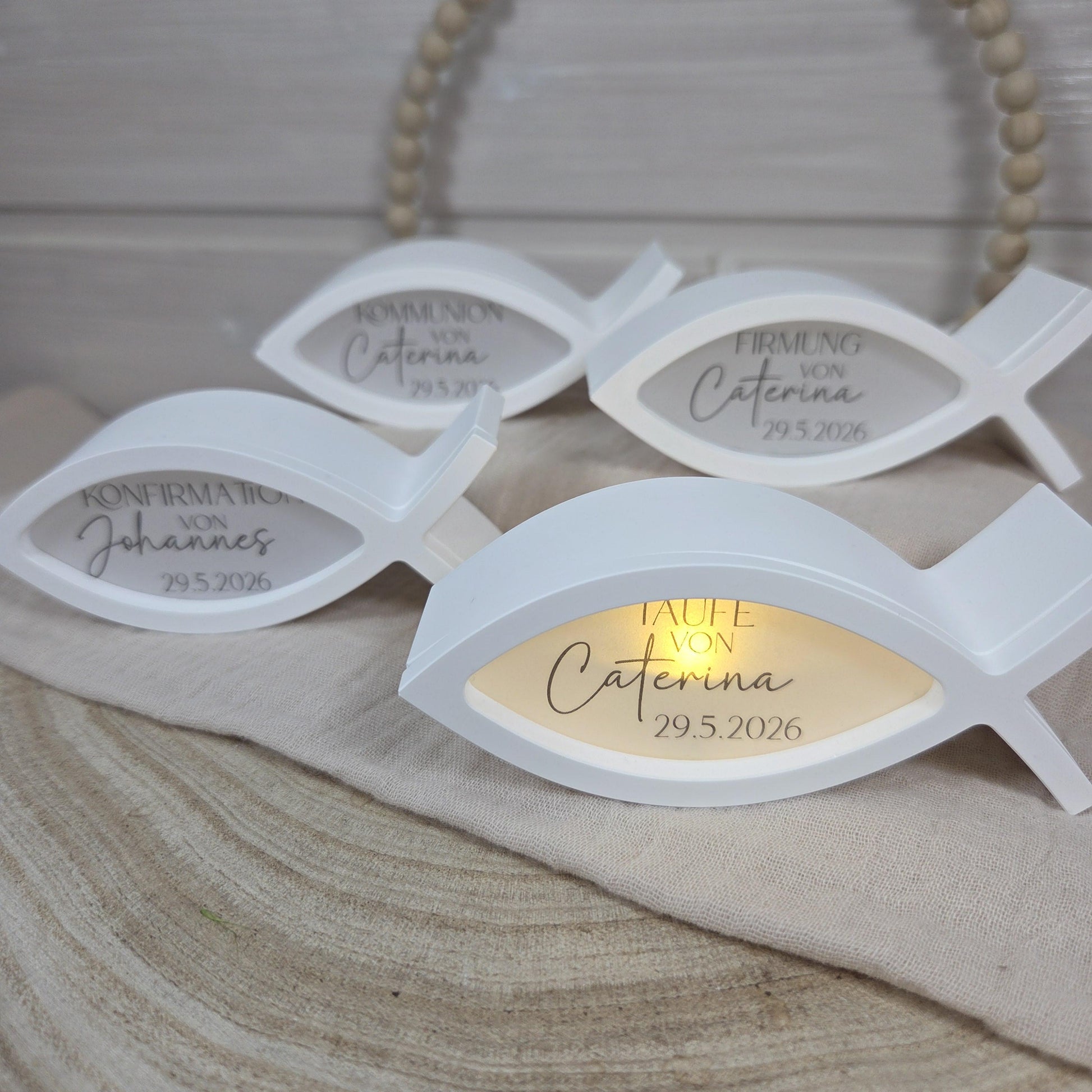 Tischdekoration Gastgeschenk Fisch 2 zu Kommunion Konfirmation Taufe Firmung | Ballonlicht | personalisierbar mit Name und Datum