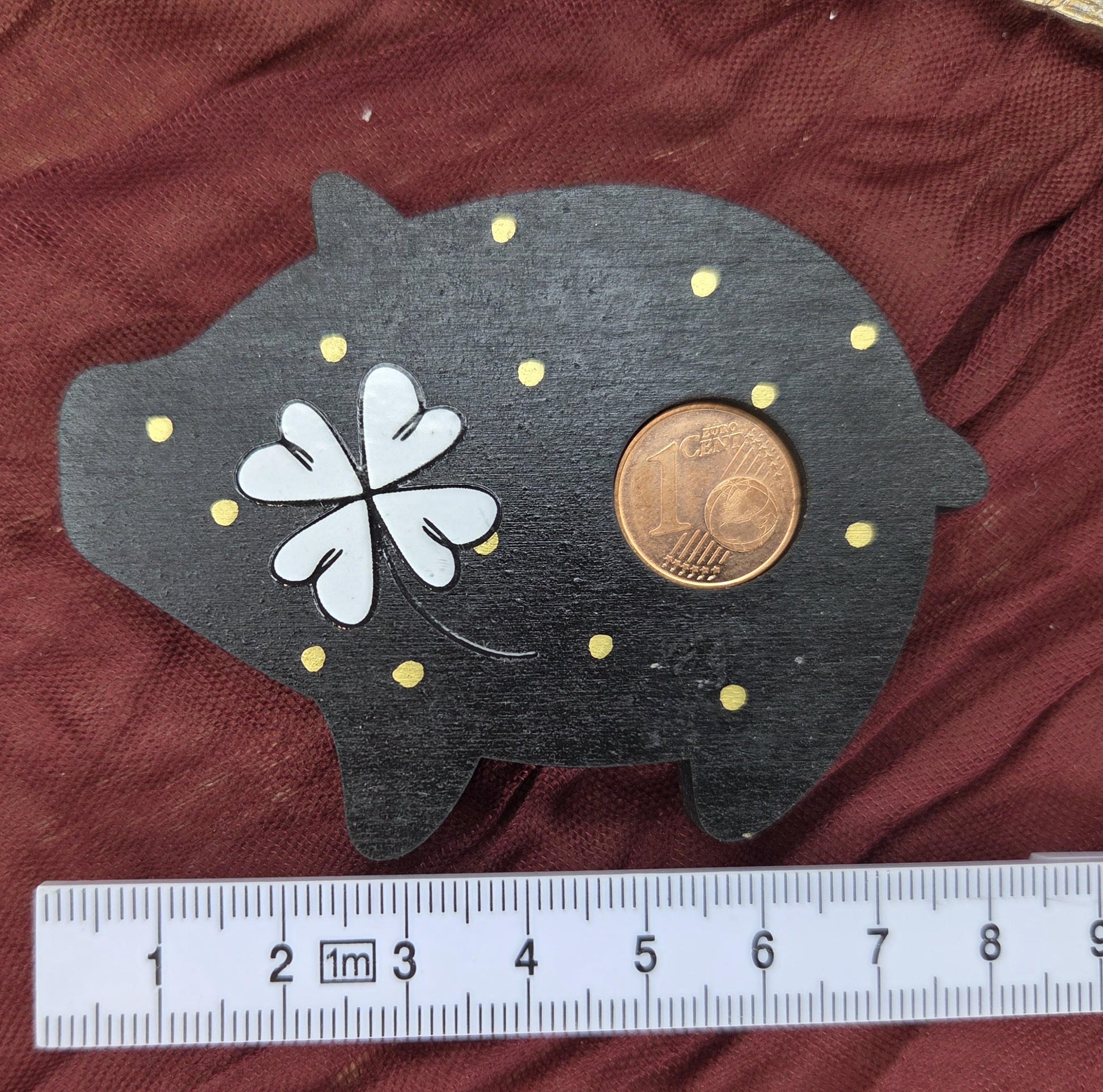 Glücksbringer Sylvester schwarz-gold handgemacht aus Holz | Glücksschwein mit Kleeblatt und Glückscent | Glücksklee | Glückspfennig