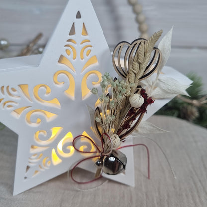 Dekostern aus Gießkeramik, weiß, 13 cm – optional mit Trockenblumen und Glöckchen, Weihnachtsdeko für LED-Lichterkette
